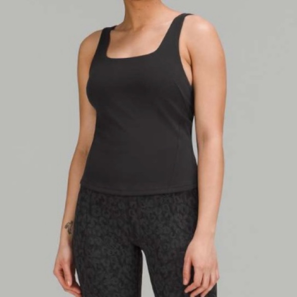 NWT Lululemon Instill Tank size 12